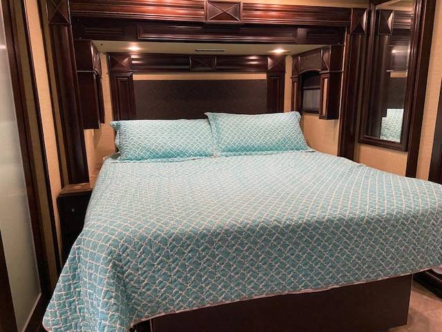 Used 2015 American Coach American Revolution 42T Class A Motorhome
