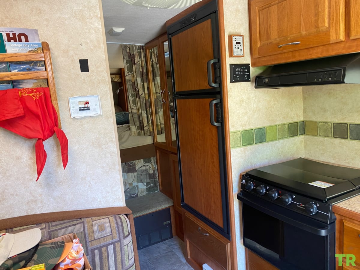 Used 2007 Bigfoot 24C10.4 Truck Camper | Four-Season | Solar Equipped | Generator | Dry Bath
