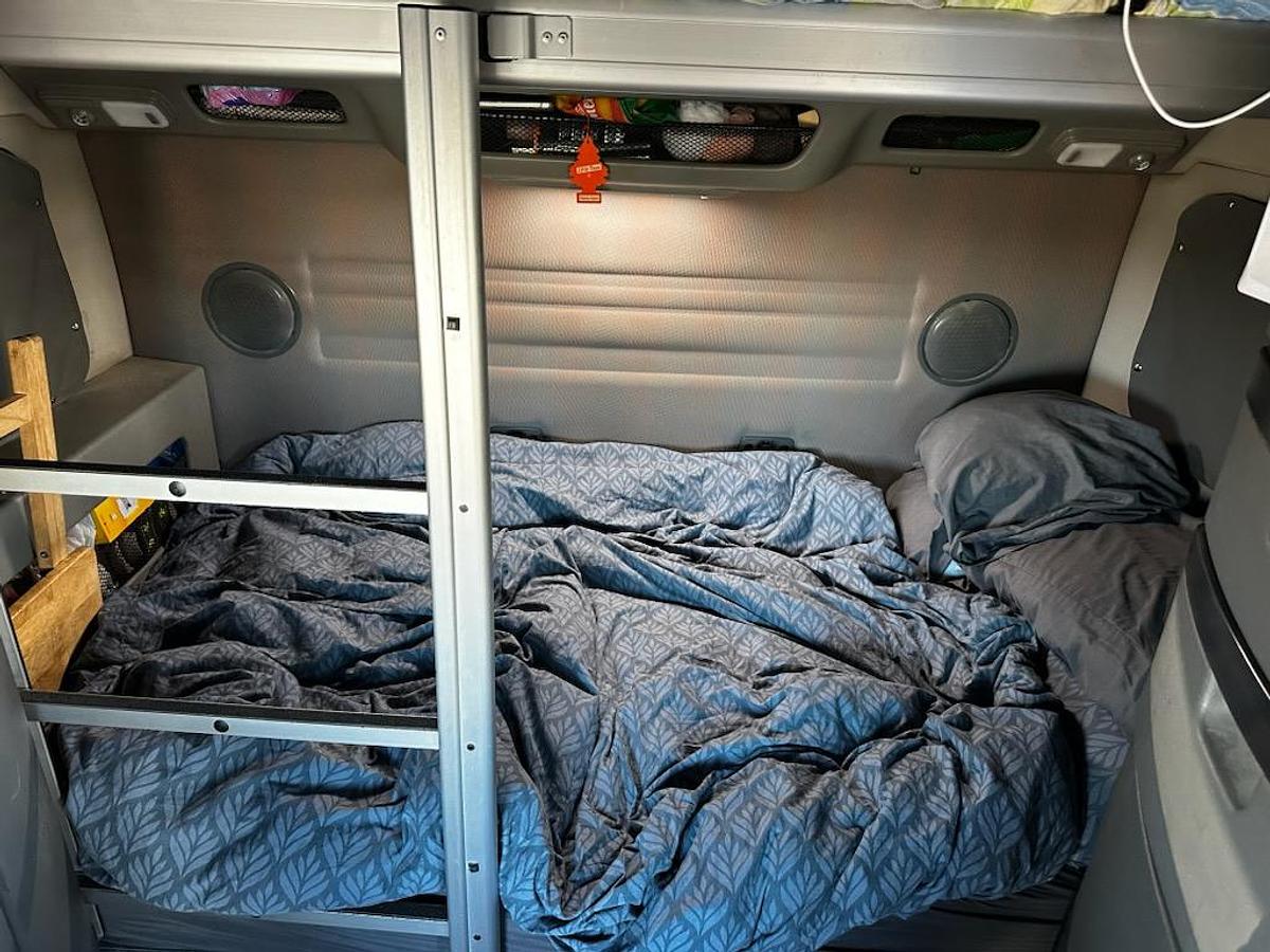 Used 2020 Volvo VNL860 XL Globetrotter