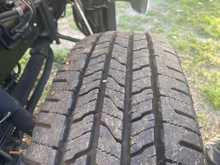 Used 2013 ISUZU NPR HD