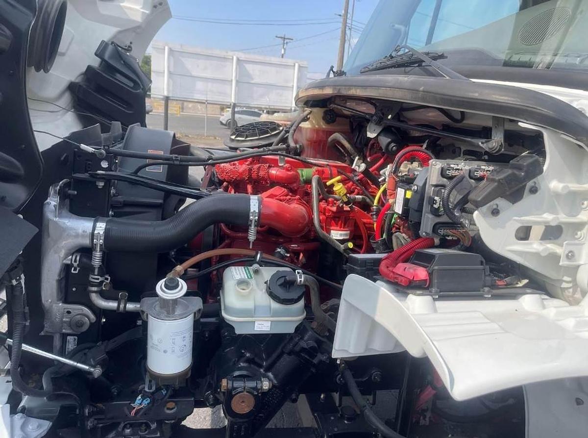 Used 2015 Freightliner M2 106 4x4 Boom