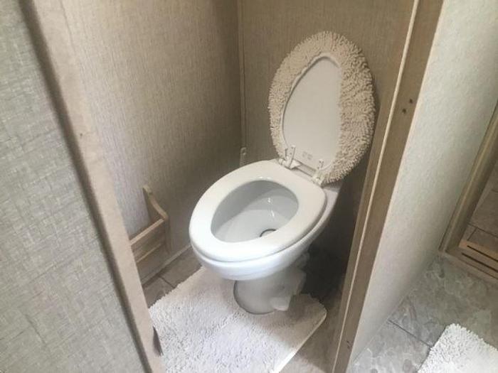 Used 2017 Crossroads Redwood RW4120GK