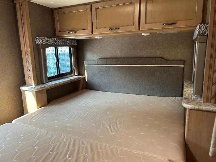 Used 2018 Thor Motor Coach Freedom Elite 26HE