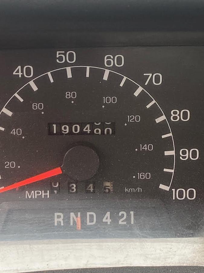 Used 2004 Ford F-650 Box Truck with Liftgate