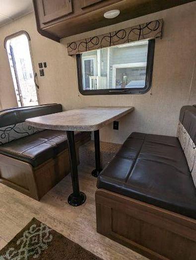 Used 2017 Gulf Stream Innsbruck