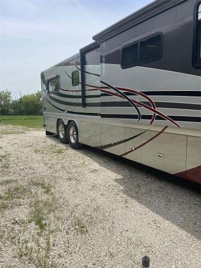 Used 2004 Country Coach Intrigue Montage