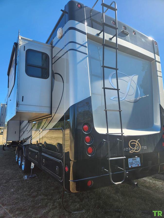 Used 2020 DRV Mobile Suite 44 Columbus