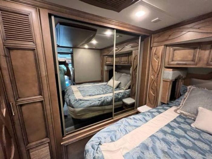 Used 2019 Newmar VENTANA 4054