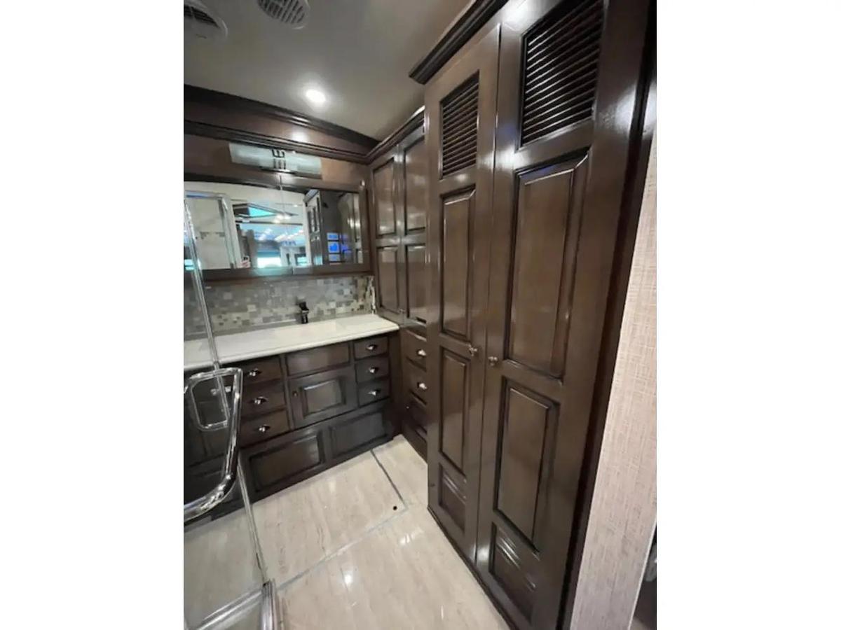Used 2022 Newmar Dutch Star 4081