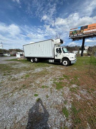 Used 2016 Freightliner BUSINESS CLASS M2 106