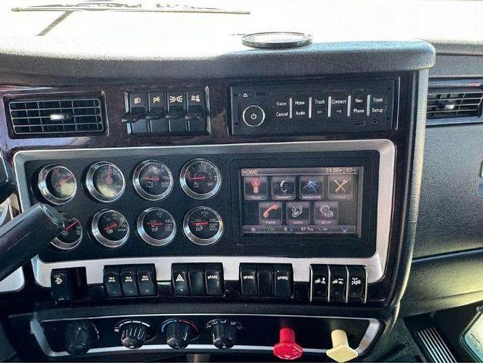 Used 2013 KENWORTH T660
