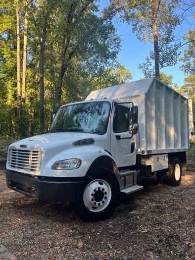 Used 2015 Freightliner Business Class M2 106 Chipper Truck