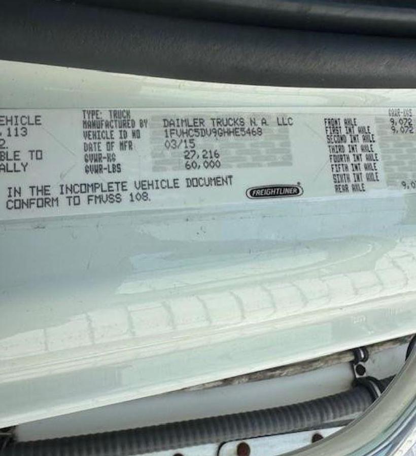 Used 2016 Freightliner M2 Box Truck