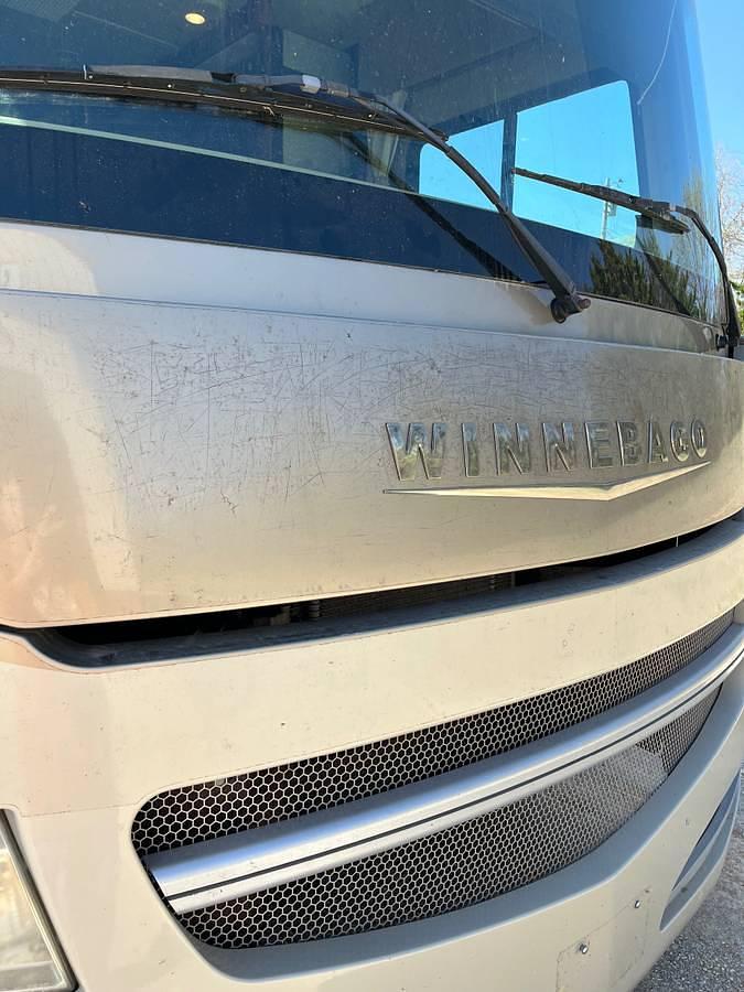 Used 2014 Winnebago Sightseer M33C Class A Motorhome