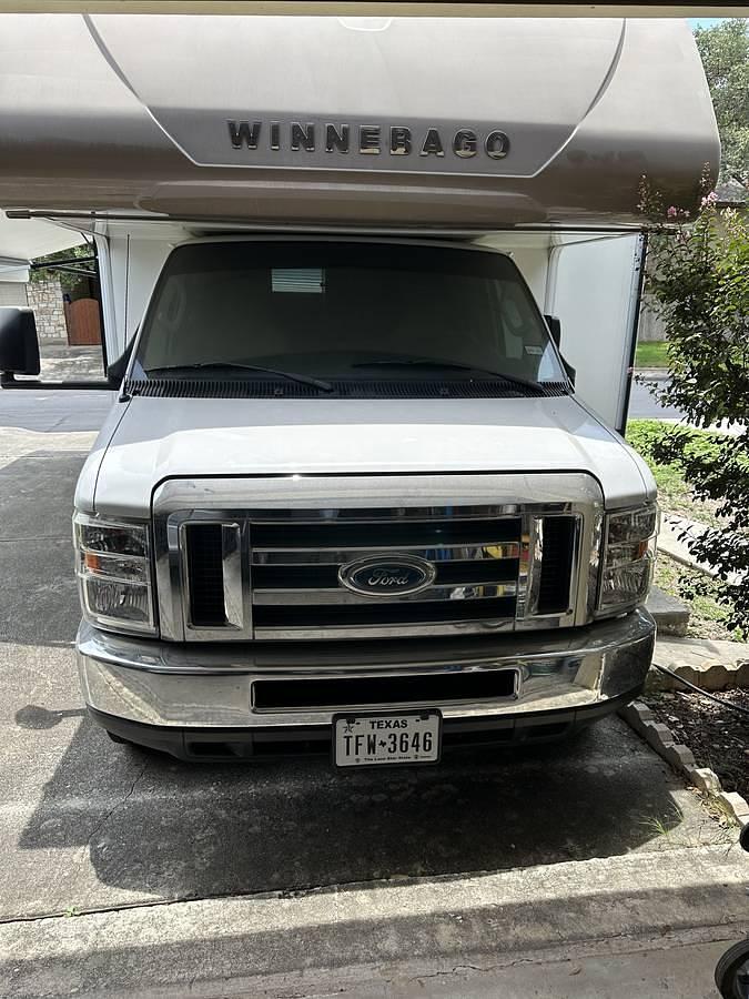 Used 2017 WINNEBAGO Minnie Winnie