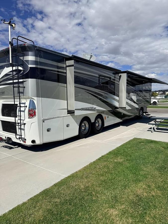 Used 2017 Tiffin Phaeton 44OH
