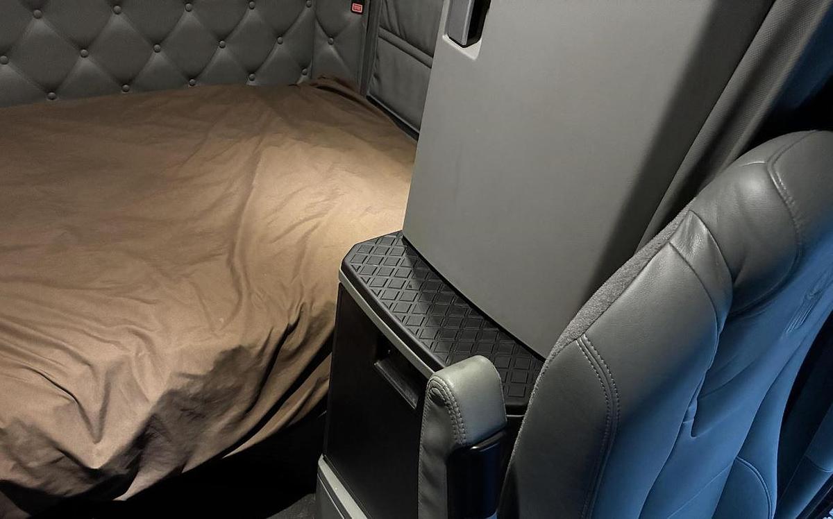 Used 2020 Kenworth T680