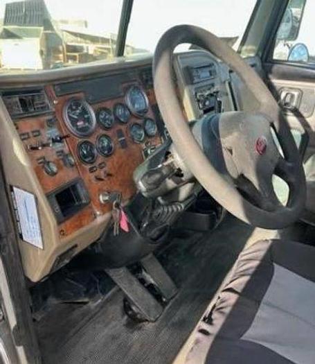 Used 2009 Peterbilt 335