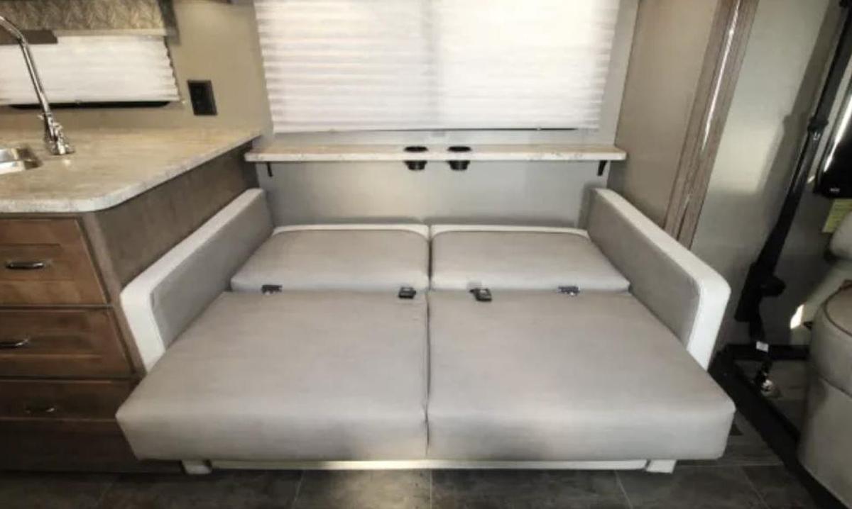 Used 2019 Winnebago Intent 29L Class A Motorhome