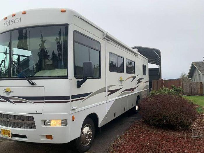 Used 2005 Winnebago Itasca Sunova 30B