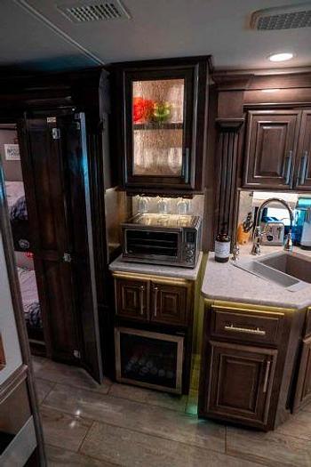 Used 2021 Entegra Cornerstone 45R