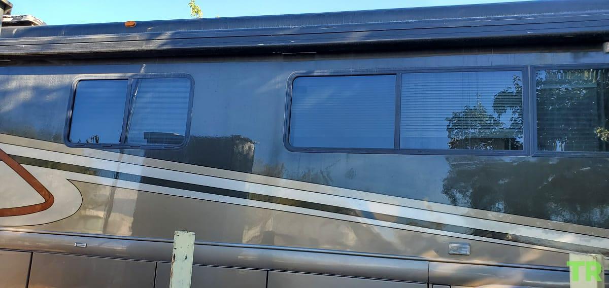 Used 1996 Country Coach Motorhome