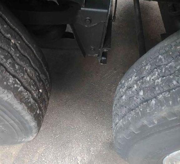 Used 2013 CATERPILLAR CT660