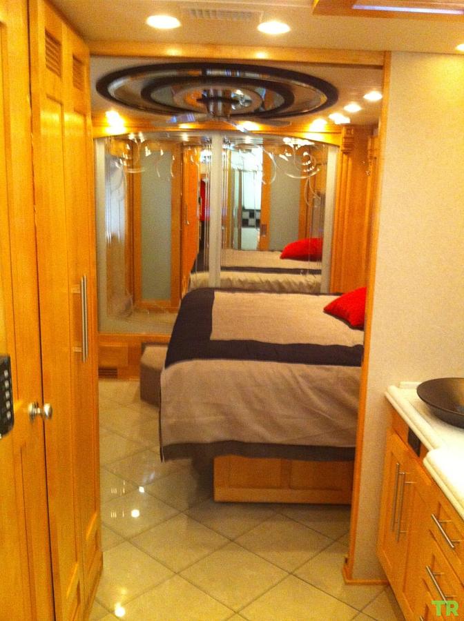 Used 2007 Monaco Signature 45 Fortress Class A Motorhome