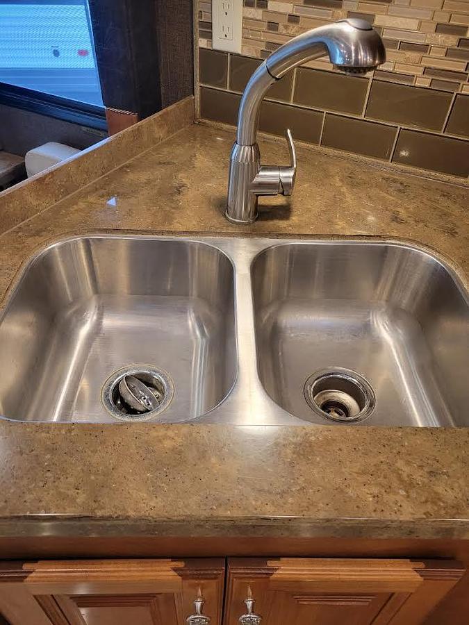 Used 2016 Tiffin Motorhomes Allegro Red 33AA Class A Motorhome