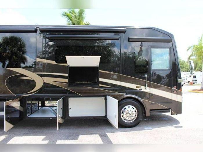 Used 2015 Thor Tuscany M-40KQ