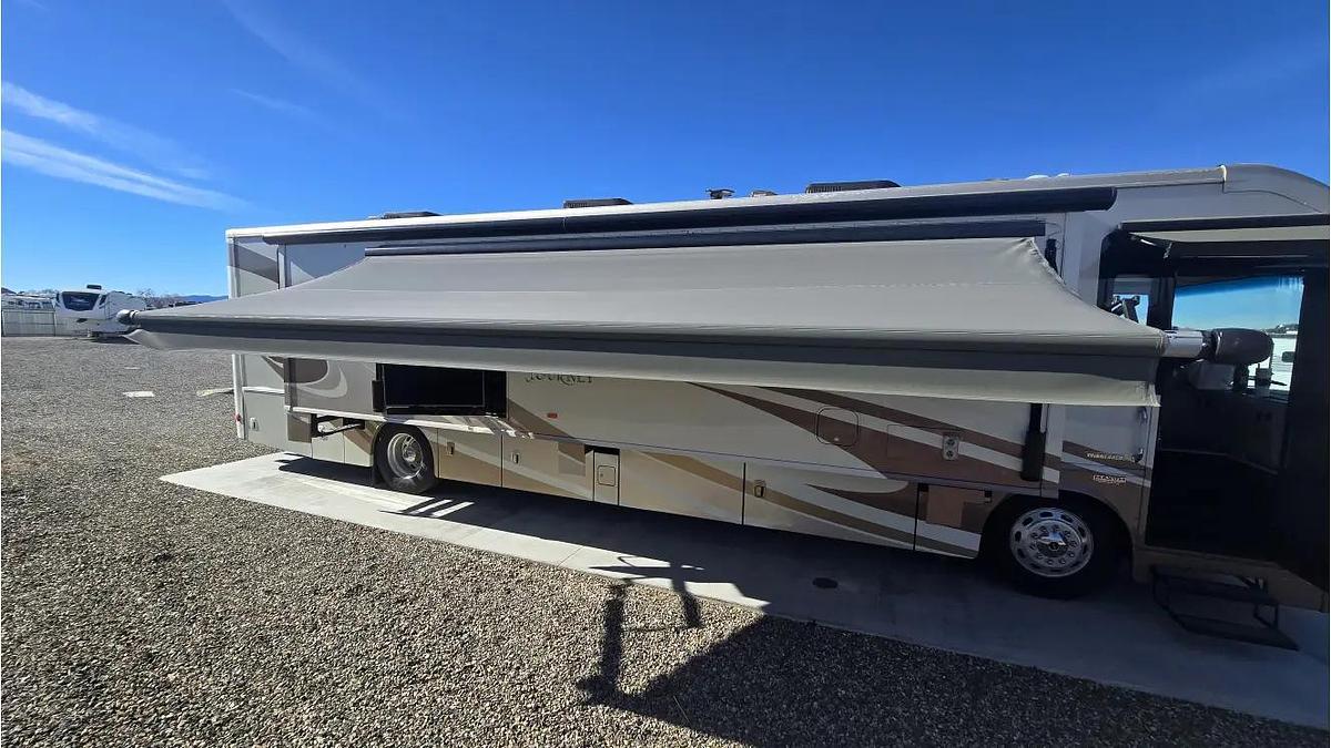 Used 2016 Winnebago Journey 40r