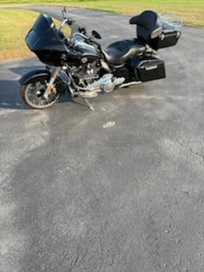 Used 2021 Harley Davidson Road Street Glide Special