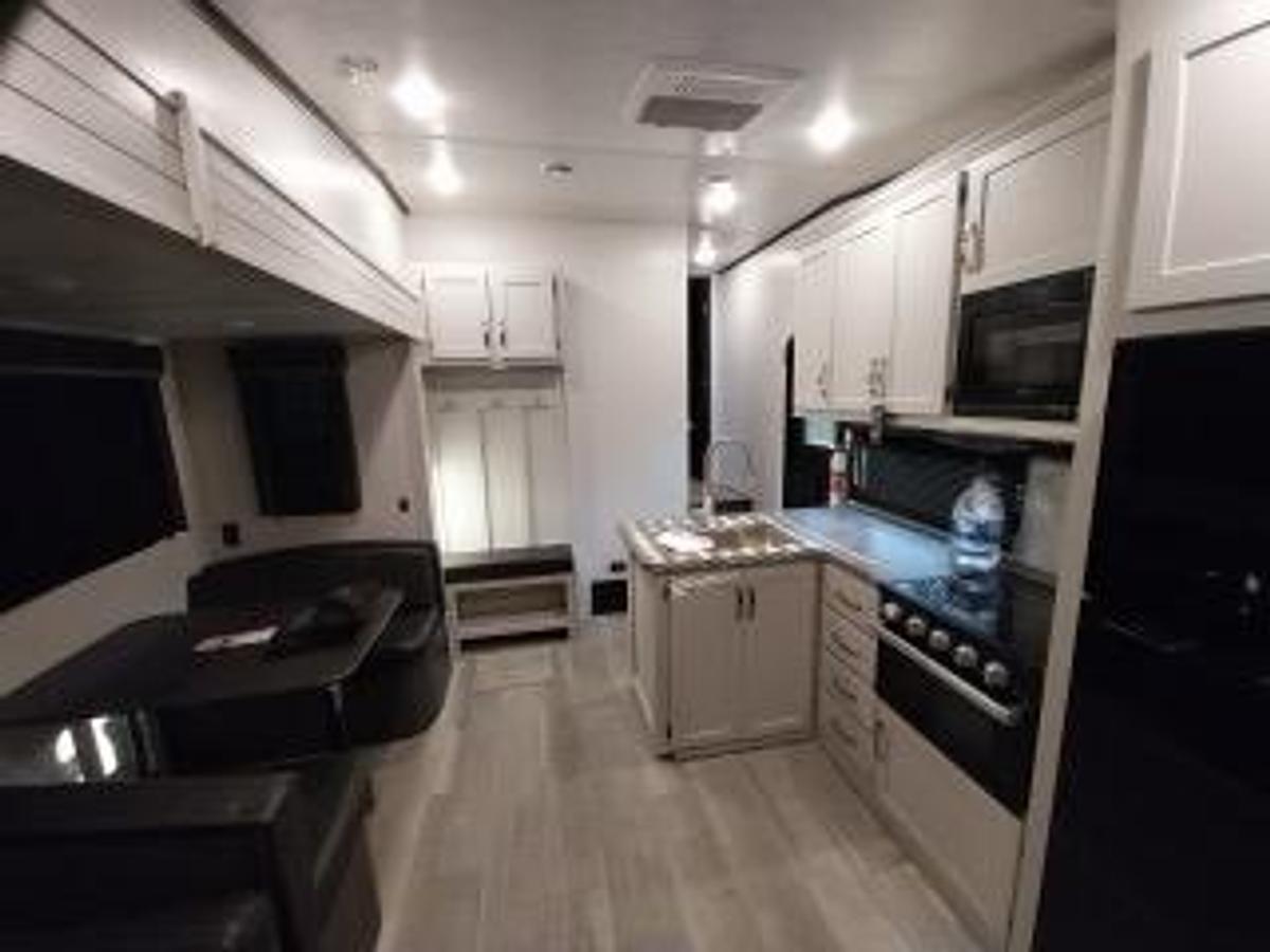 Used 2024 Keystone Cougar Sport 2400RE