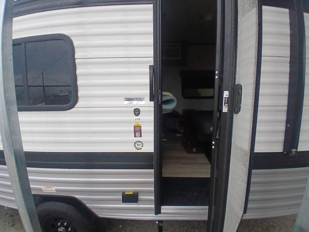 Used 2025 Keystone Coleman 17R Travel Trailer