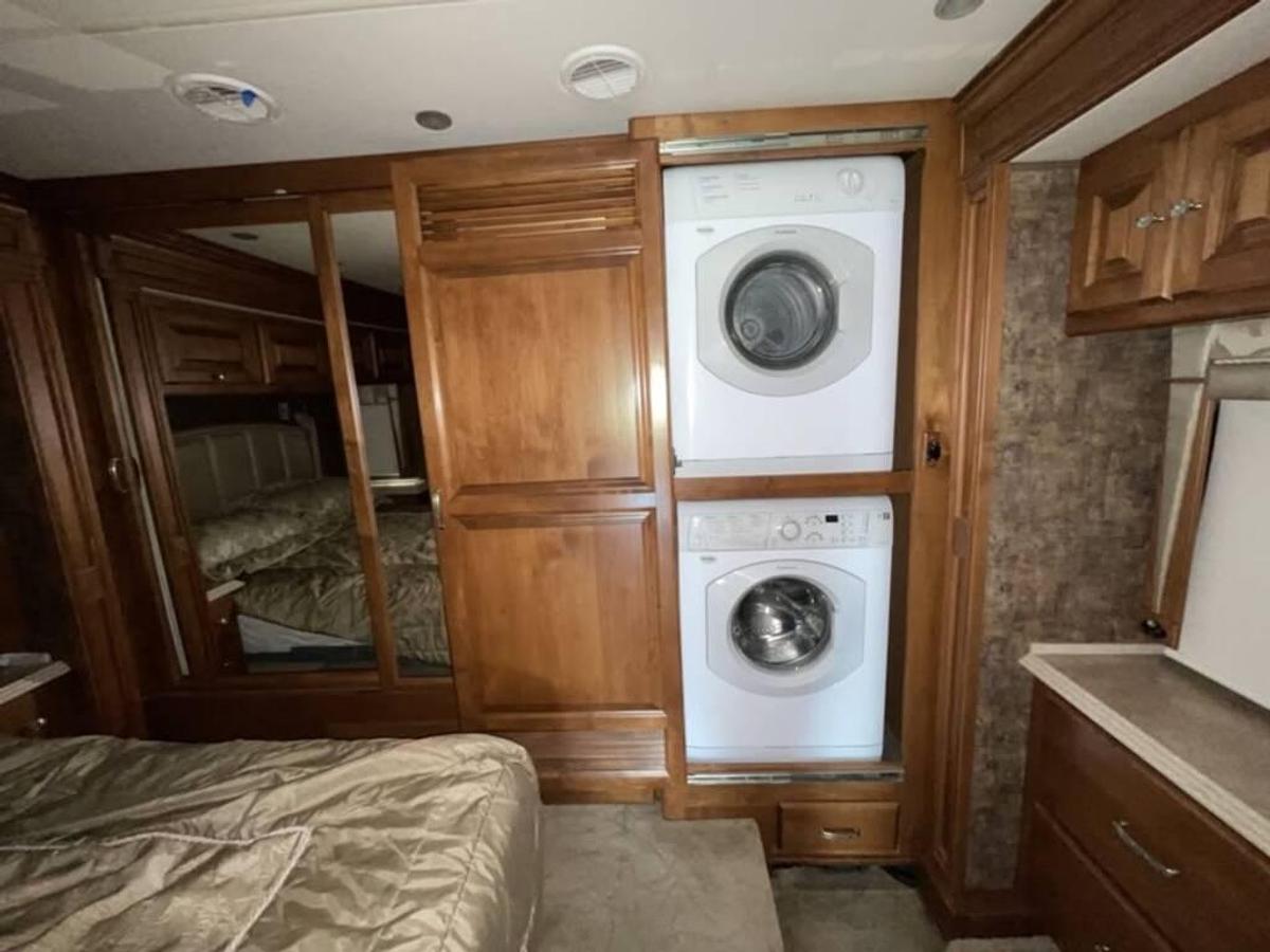 Used 2011 Tiffin Phaeton 40QKH