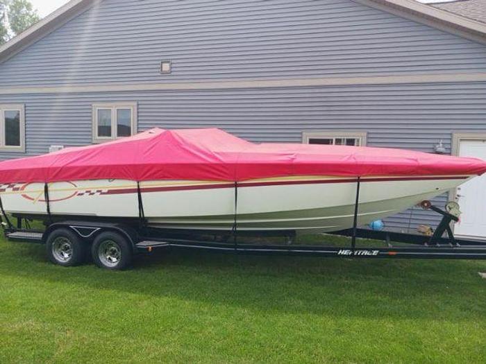 Used 2000 Baja Outlaw Powerboat with Trailer