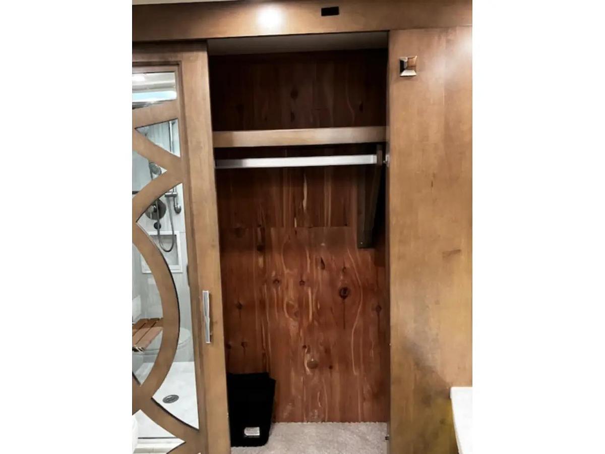 Used 2022 Entegra Anthem 44W Class A Motorhome