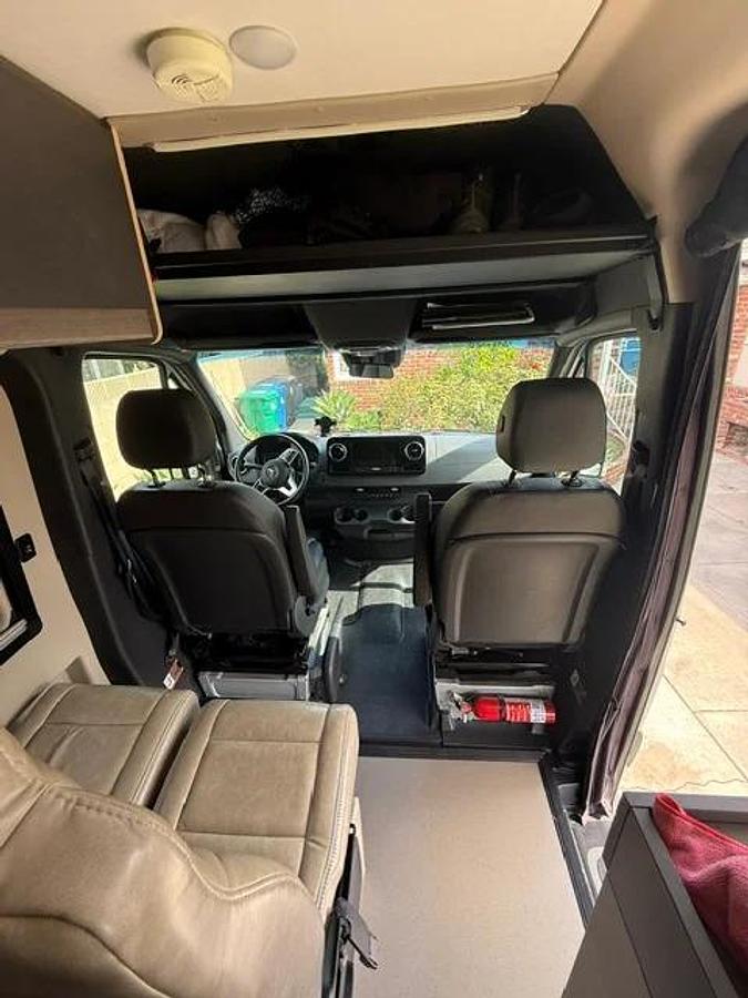 Used 2022 Entegra Launch 19y