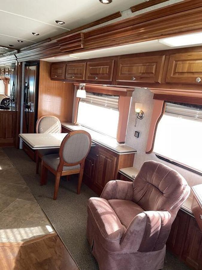 Used 2007 Monaco Camelot 42PDQ Class A Motorhome