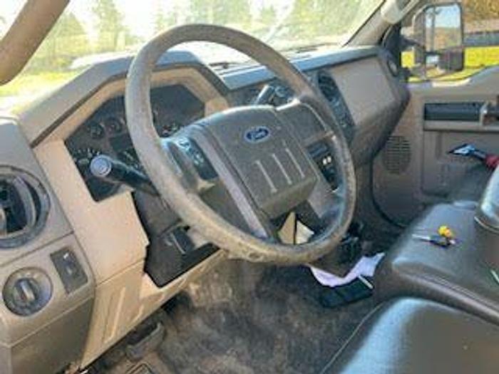 Used 2009 Ford F250 Utility Truck