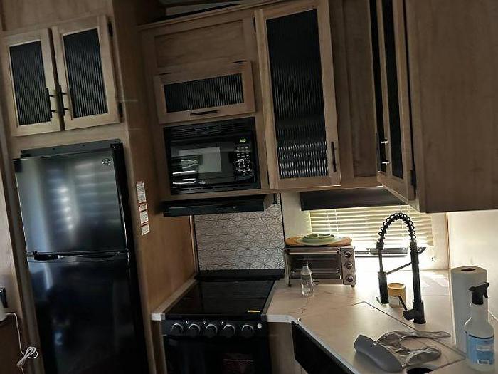 Used 2023 Forest River Cherokee Artic Wolf