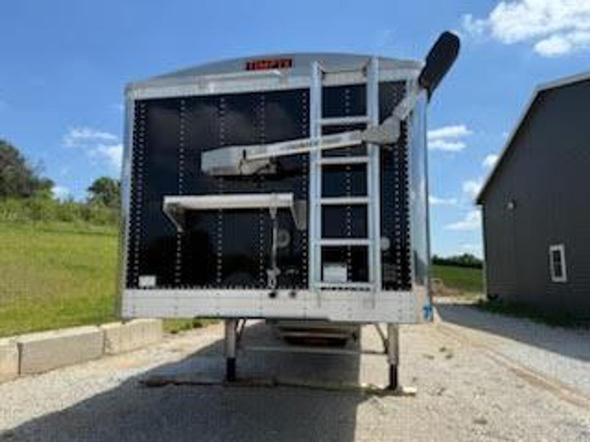 Used 2025 Timpte Commodity Hopper Trailer