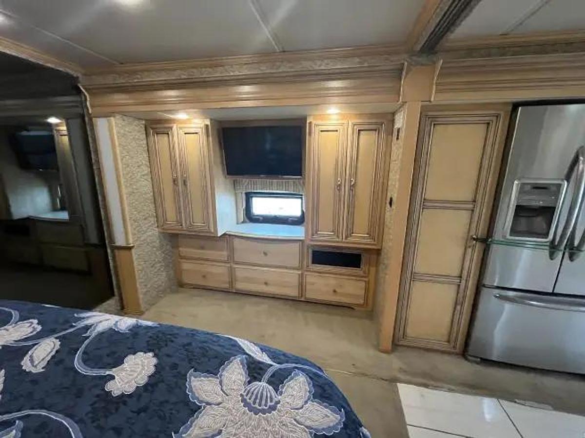 Used 2014 Newmar Ventana 4369