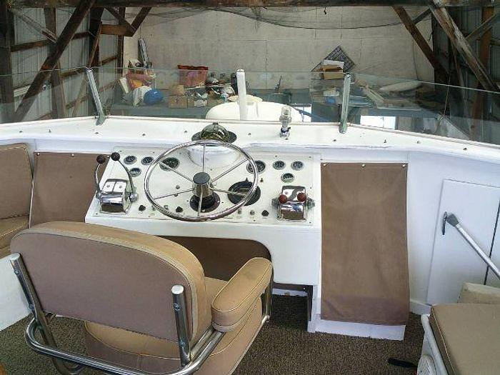 Used 1996 Pacemaker Flybridge 53