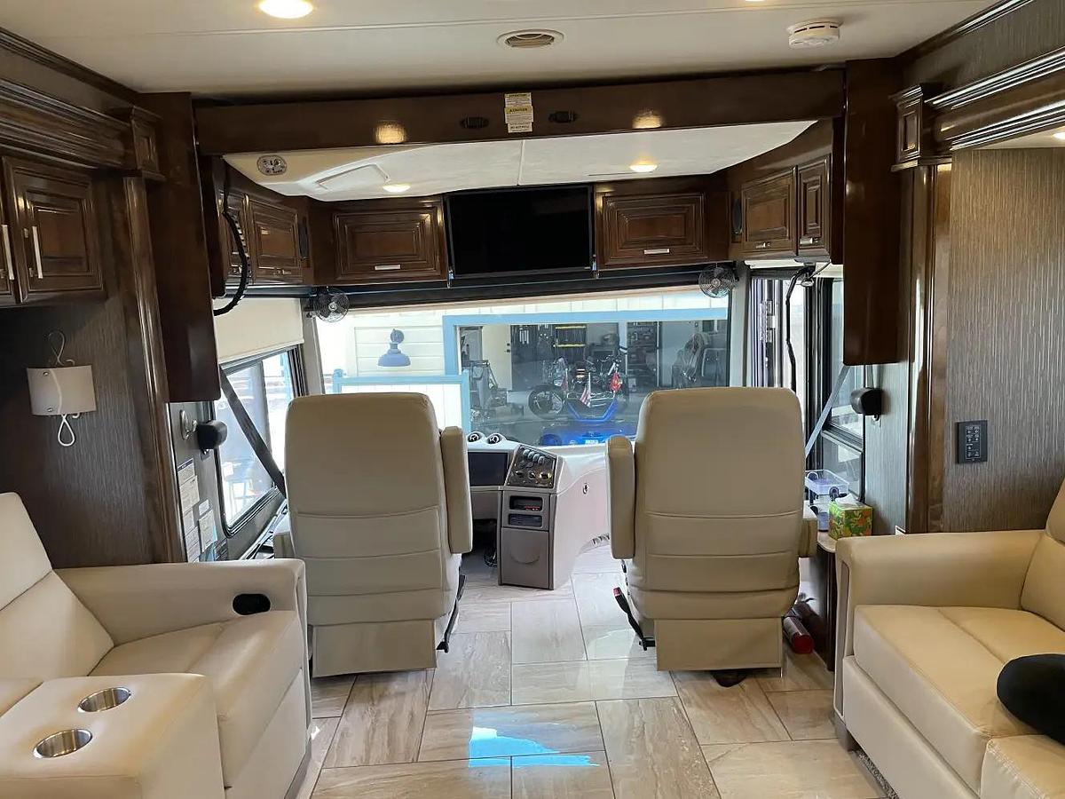 Used 2019 Thor Motor Coach TUSCANY 45MX Class A Motorhome