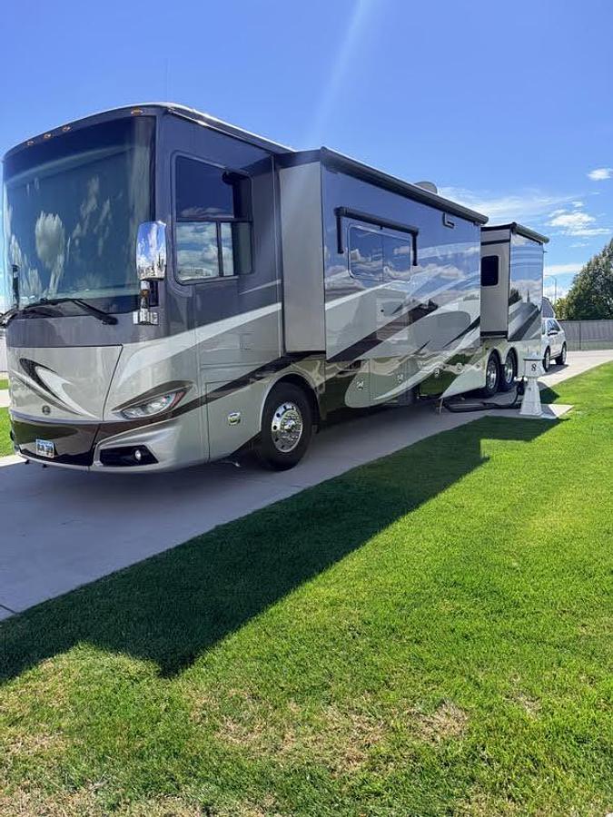Used 2017 Tiffin Phaeton 44OH