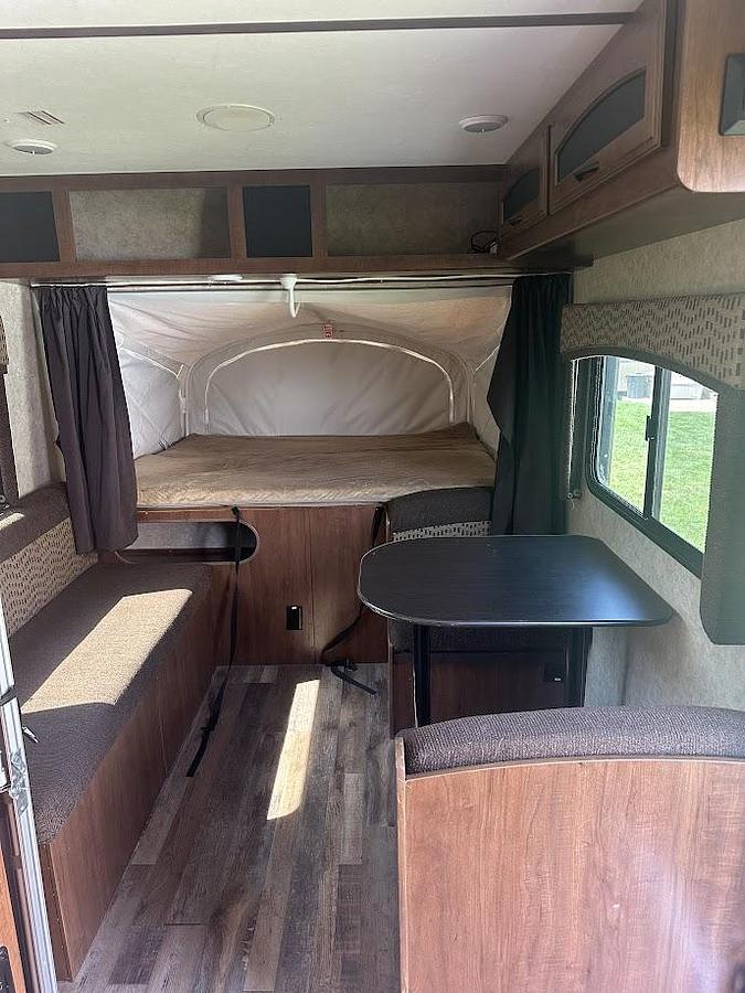 Used 2016 Jayco Jay Feather 7 20XTG Travel Trailer