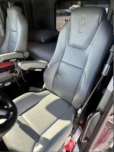 Used 2020 KENWORTH W990