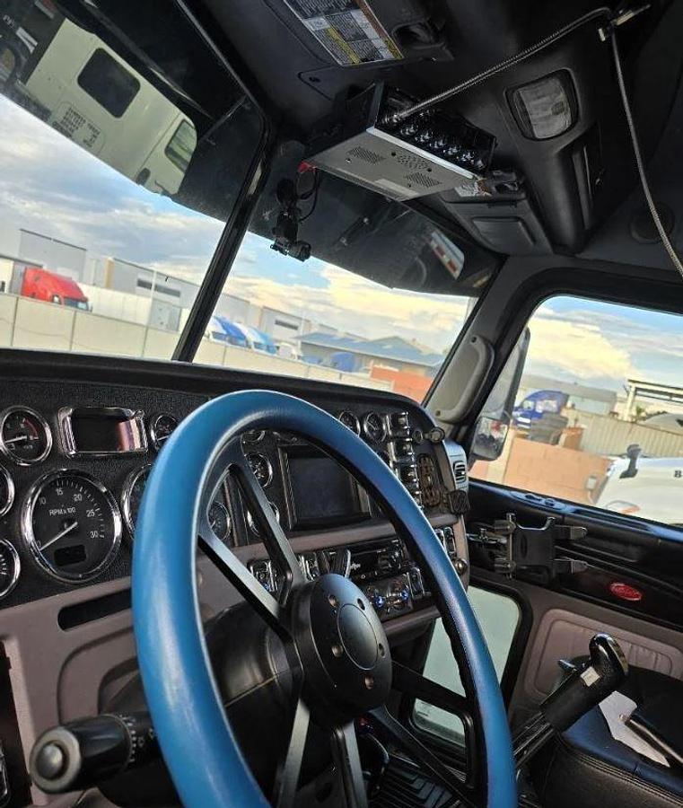 Used 2019 Peterbilt 389