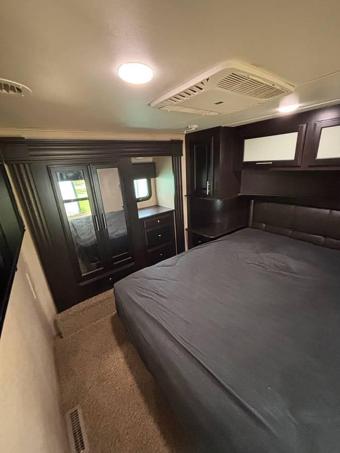 Used 2016 Jayco Seismic Wave 355W